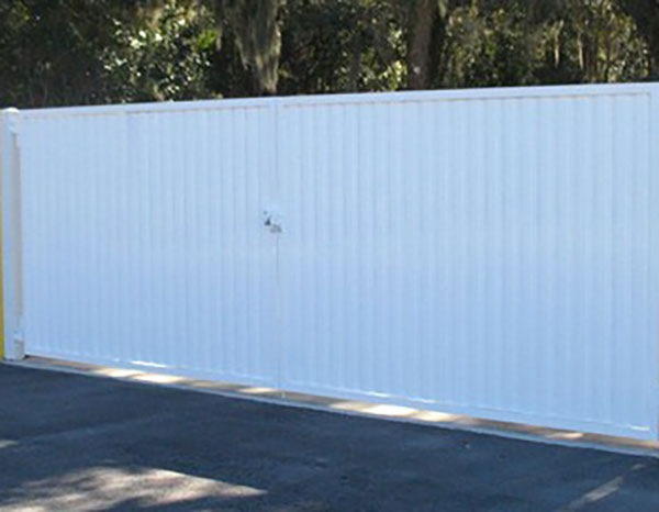 Commercial Aluminum Privacy Fence
